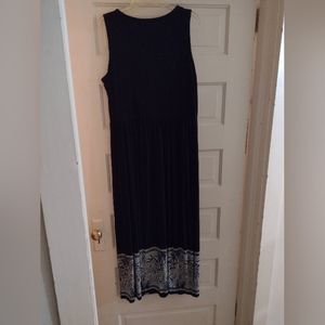 J. Jill Medium Tall Dress Black Blue Floral Bottom Sleeveless Maxie Wearever